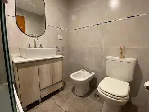 Departamento en Alquiler con 1 cocheras