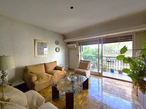 VENTA 4 AMBIENTES CON BALCÓN Y COCHERA ALMAGRO