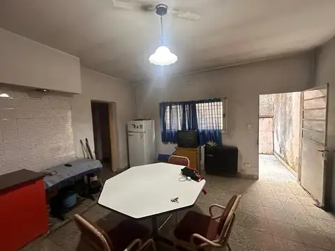 Casa de pasillo en venta