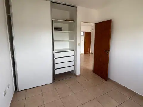 Departamento en Alquiler en Echesortu, $ 435.000