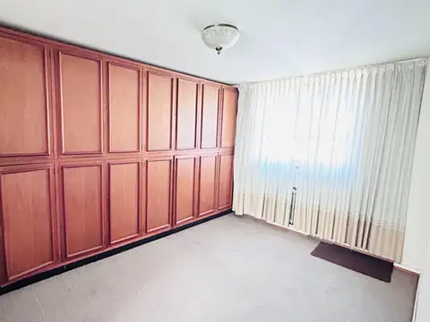 Oficina en Venta al Este