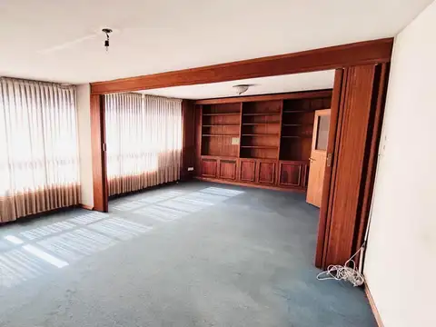 San Lorenzo 1000, Piso 8°