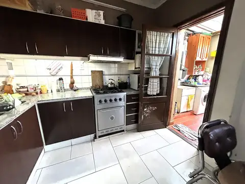 Depto Tipo Casa en Venta en Carapachay, USD 118.000