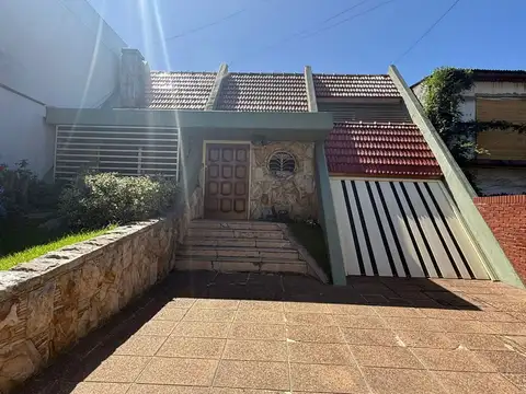 Casa - Venta - Argentina, La Matanza - ECHEVERRIA 5889
