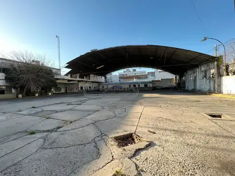 Local en Venta en San Justo, USD 1.950.000