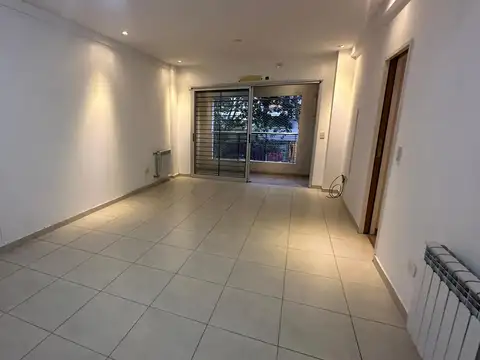 Departamento en Alquiler en La Plata, $ 800.000