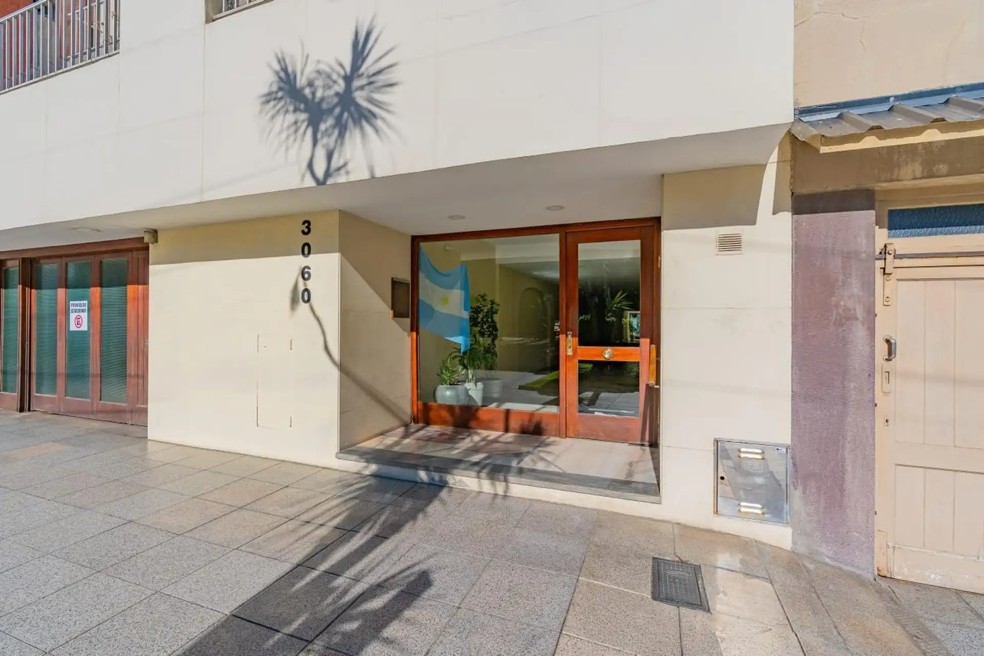 LA PERLA - VENTA 2 AMBIENTES C/COCHERA
