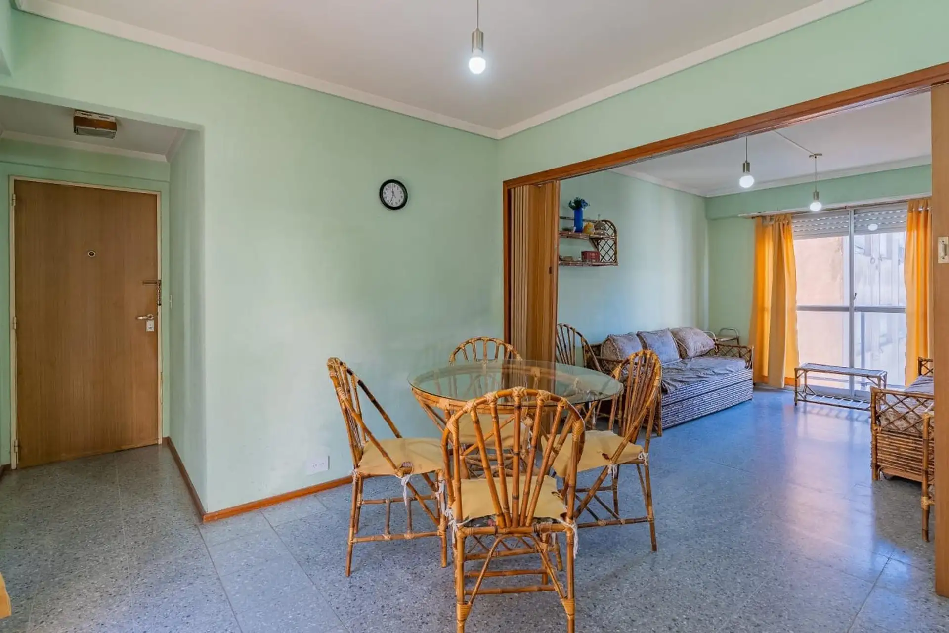 LA PERLA - VENTA 2 AMBIENTES C/COCHERA