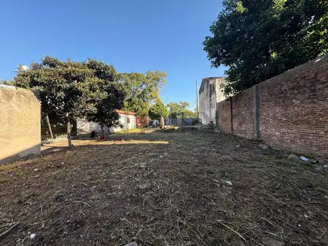 Amado Nervo 700, Piso 0