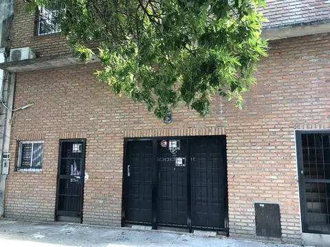 Deposito - Fabrica - 348m2 en dos plantas