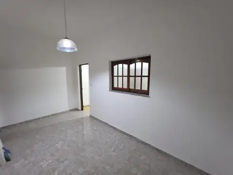Departamento en Alquiler en Villa Bosch, $ 650.000