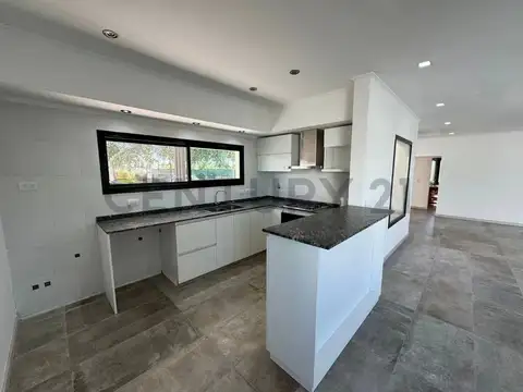 Casa en Venta en Haras Del Sur 3, USD 225.000