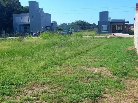 Terreno en Venta en Villa Esquiu, USD 19.000
