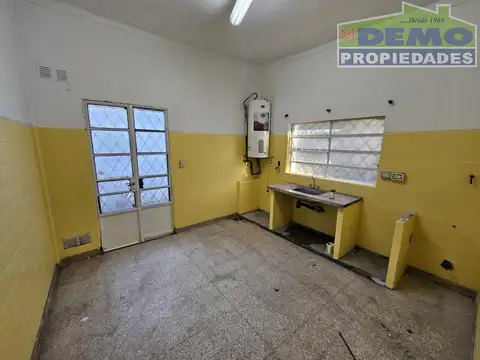 Casa en Alquiler con 1 cochera
