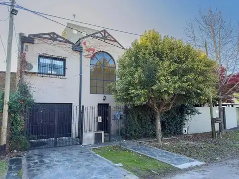 CASA EN VILLA CASTELS