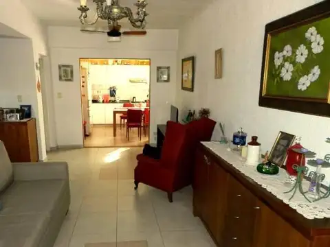 Depto Tipo Casa 3 ambientes con 1 baño