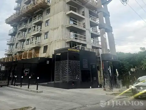 Brickell Joven