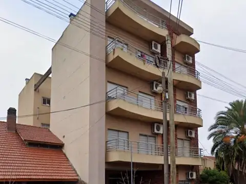 Azcuenaga 900