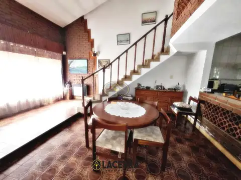 Húsares 100