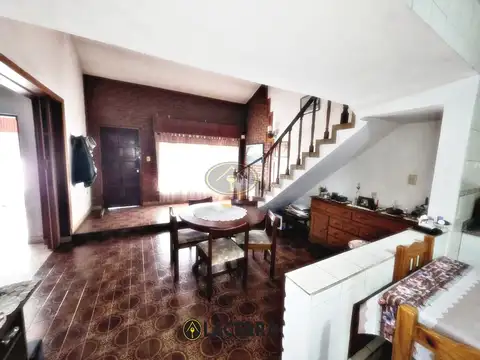 OPORTUNIDAD Chalet 5 amb garaje, jardín y quincho – Sourdeaux