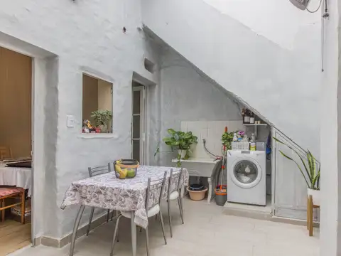 Casa 3 ambientes con 2 baños