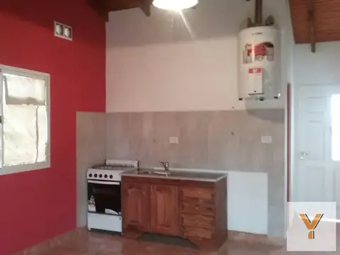 Casa 3 ambientes con 1 baño