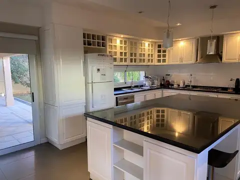 Casa en Venta al Este