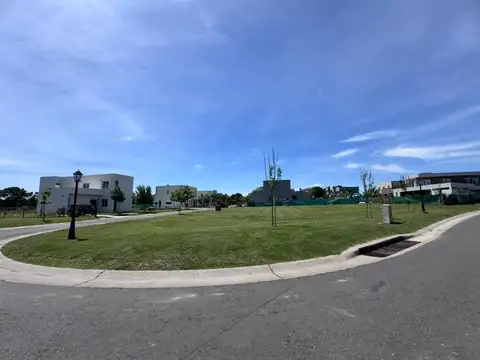 Terreno en Venta en Pilar del Este - Santa Lucia, USD 35.000