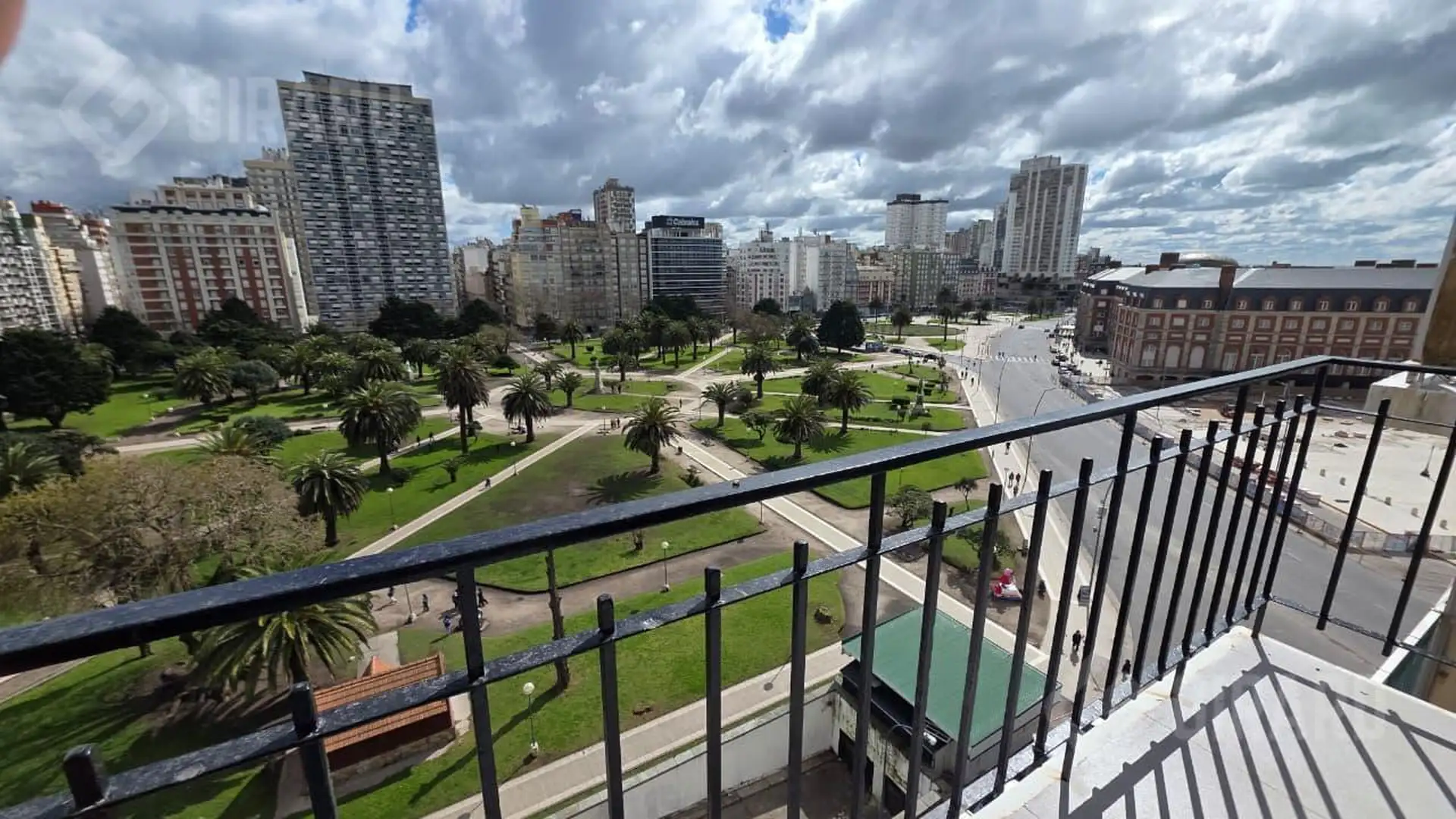 Venta Departamento 3 ambientes en zona plaza colon