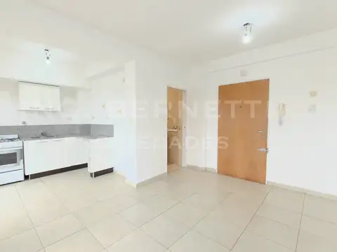 Departamento 2 Ambientes con balcón - Excelente estado y ubicación -