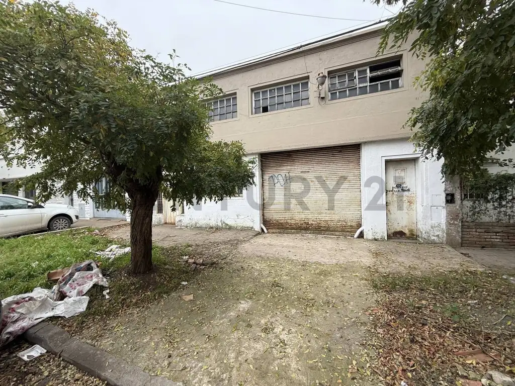 Calle 74 e/ 1 y 115 , Piso 0