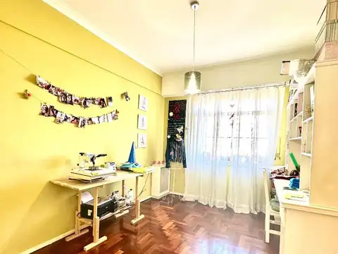 Av Mitre 1900 , Piso 7