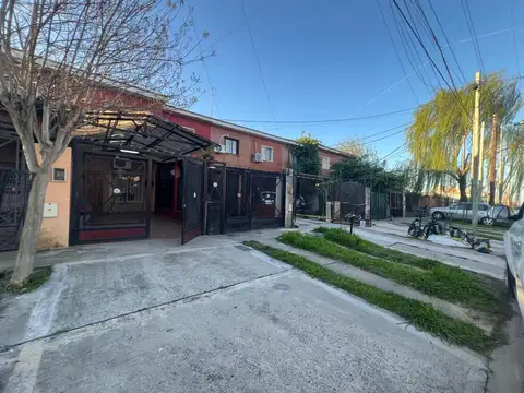 CASA 3 AMBIENTE VENTA GLEW C/GARAGE PATIO PARRILLA