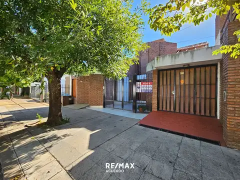 Venta de Casa de 3 dormitorios en el centro de SN