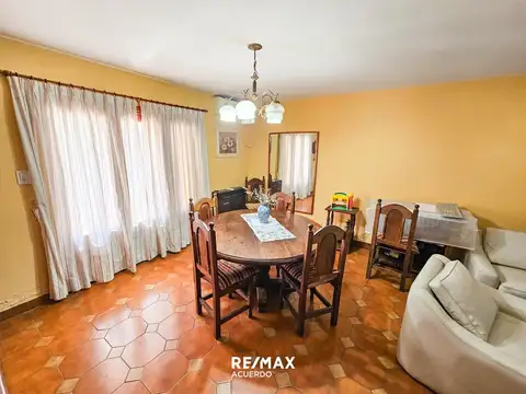 Casa en Venta en San Nicolas de los Arroyos, USD 179.000