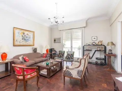 Venta Departamento Piso 4 Ambientes + Dep Recoleta