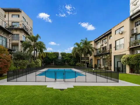 Triplex 3 ambientes + Studio con amenities en Coghlan