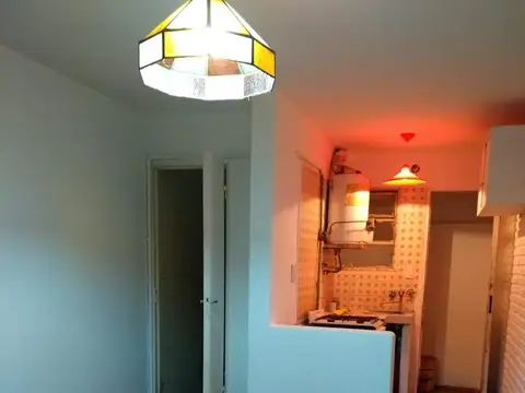 Casa 2 ambientes con 1 baño