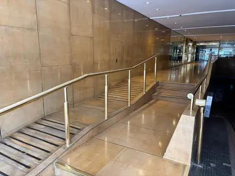 VENTA COCHERA EN RECOLETA