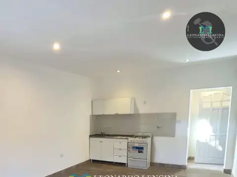 DEPARTAMENTO EN PB 2 AMB. - AL FRENTE - EXCELENTE UBICACION