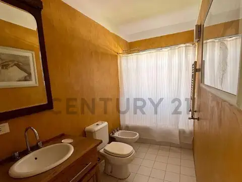 505 133 y 135 , Piso 0