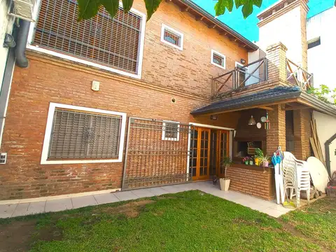 Casa en Venta con 1 cochera