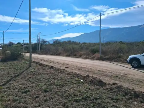 Lote de 949 m² en venta en Barrio La Sebastiana