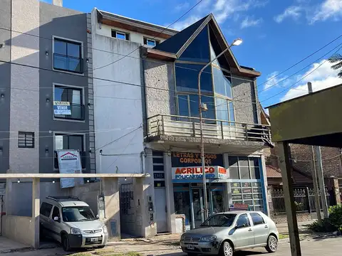 Triunvirato 2300, Piso 2