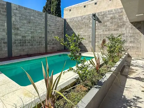 2 Amb c/ Cochera, Pileta y Parrilla en Pilar