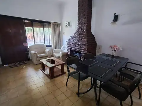Casa tres ambientes con terraza en Venta en Wilde - Avellaneda
