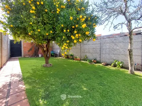 Casa 4 ambientes con 1 baño