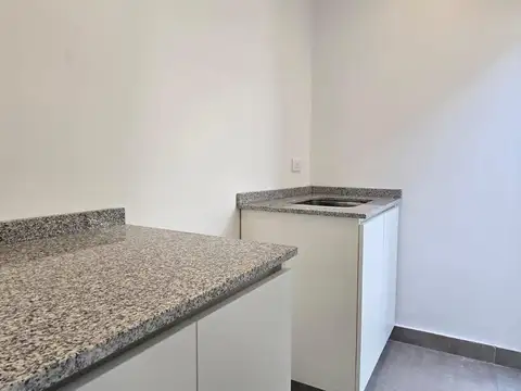 Casa en Alquiler al Este