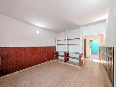 Casa 3 ambientes con 1 baño