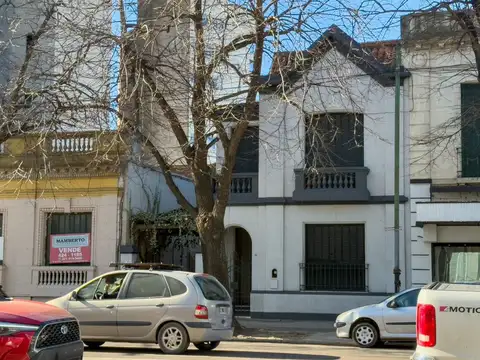 7 e/ 38 y 39 Nº 300